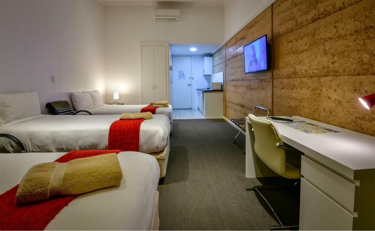 Crossroads Ecomotel Port Augusta Bagian luar foto