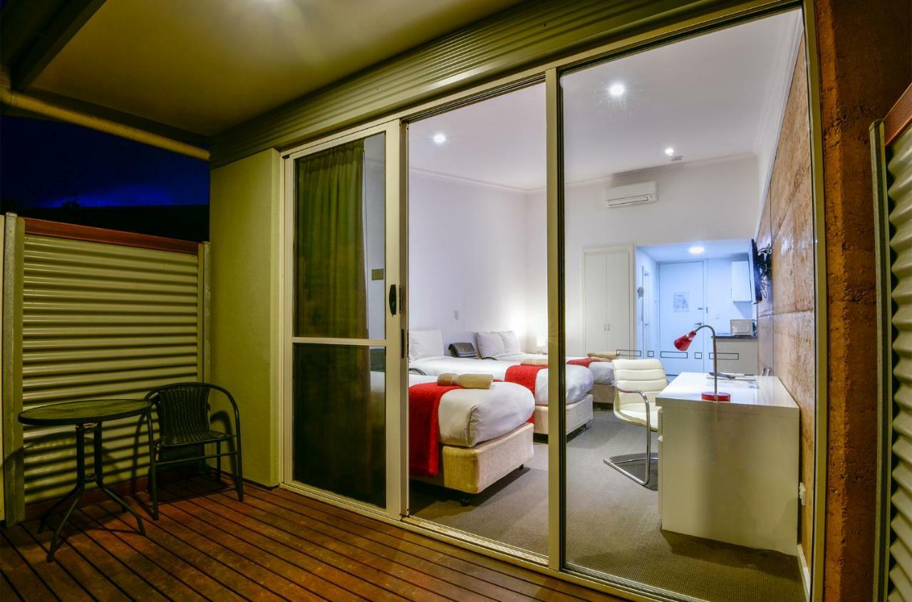 Crossroads Ecomotel Port Augusta Bagian luar foto